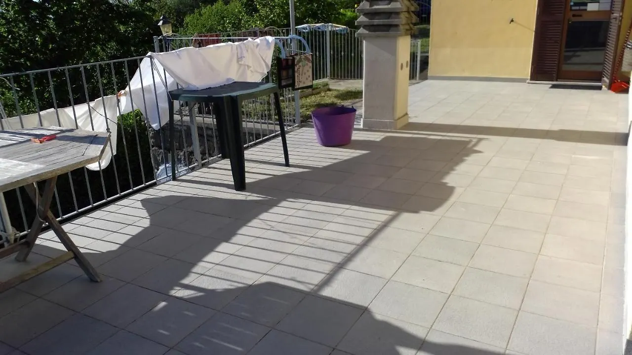Cinque Terre Tra Il Filo Di Arianna Acomodação com café da manhã Riccò del Golfo di Spezia 3*,