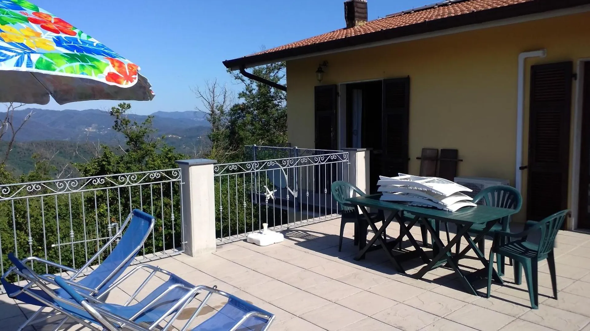 Cinque Terre Tra Il Filo Di Arianna Acomodação com café da manhã Riccò del Golfo di Spezia 3*,